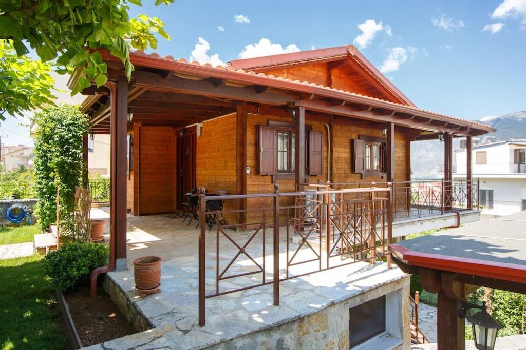Wooden House In Ioannina Apartamento Exterior foto