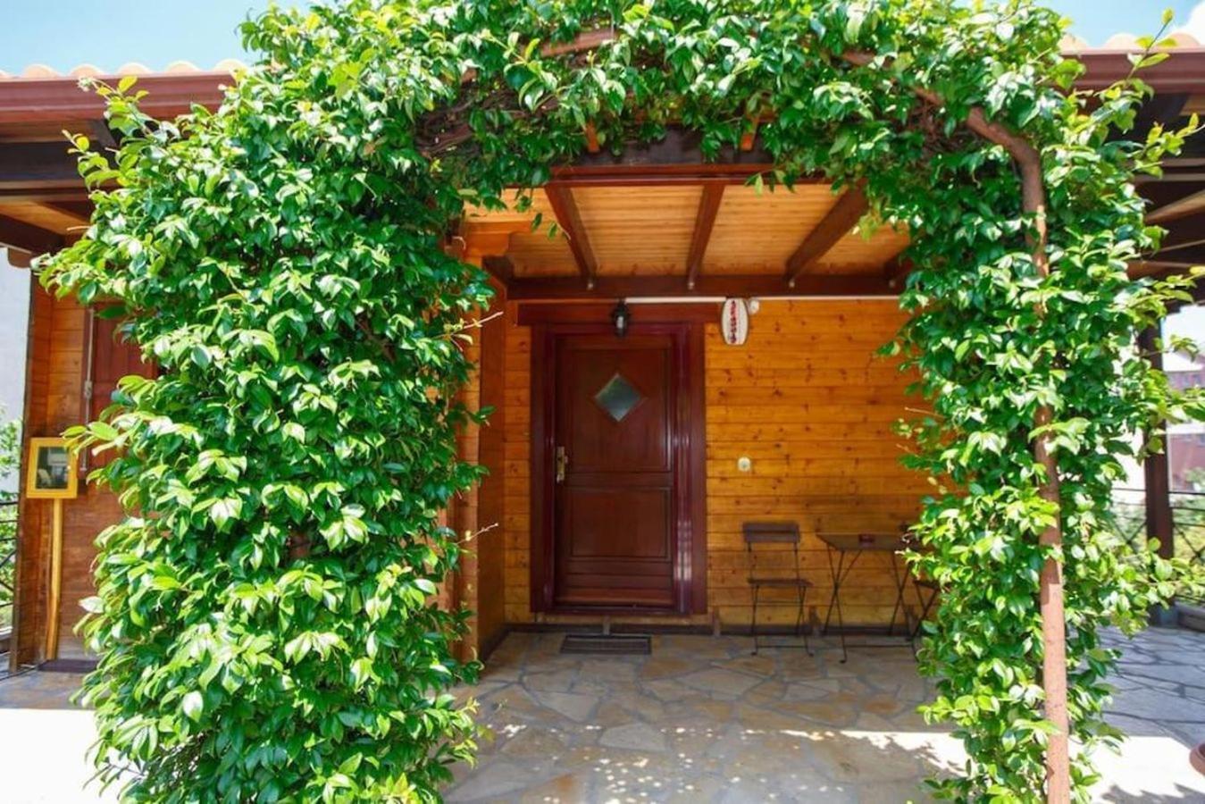 Wooden House In Ioannina Apartamento Exterior foto