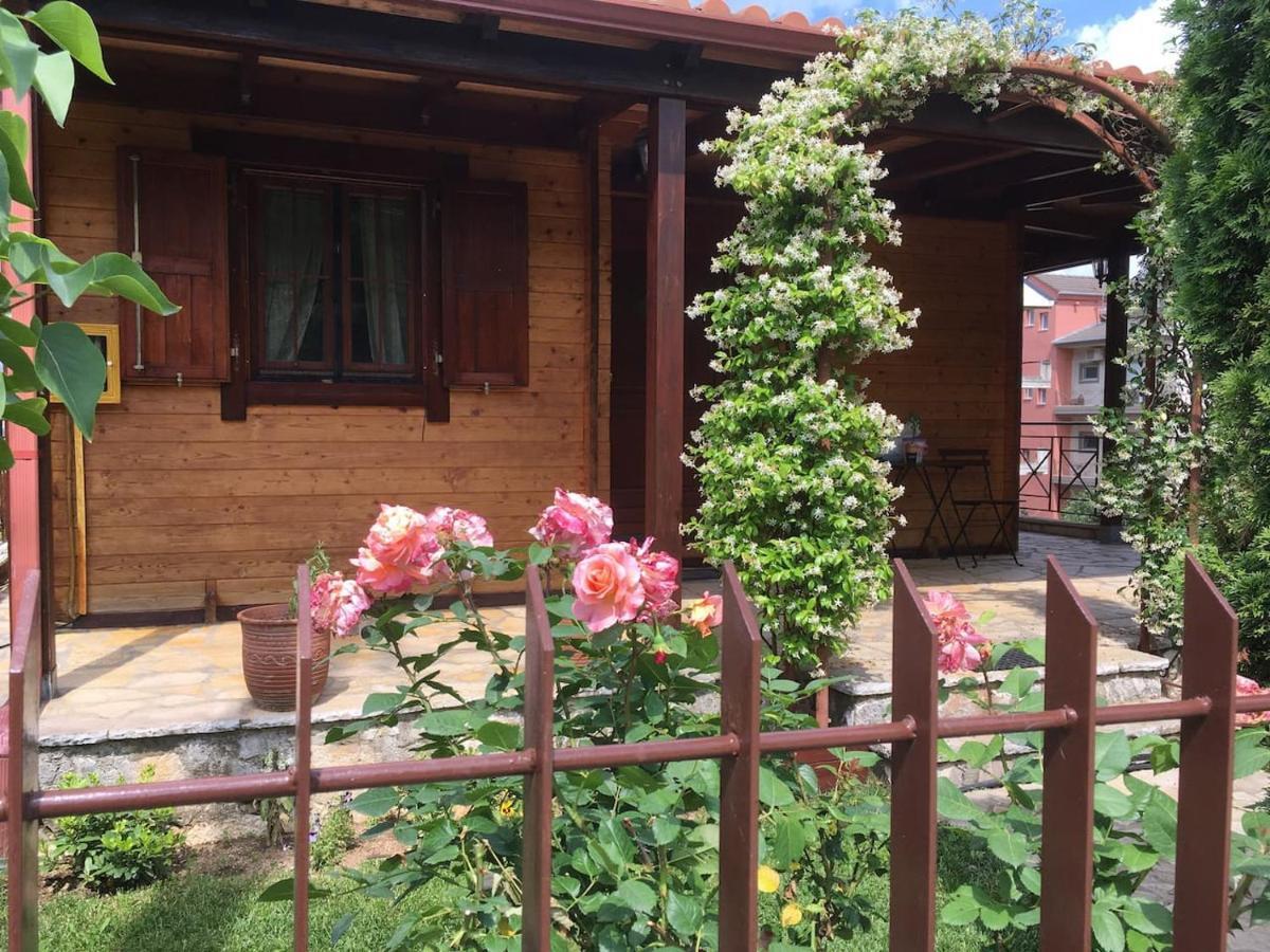 Wooden House In Ioannina Apartamento Exterior foto